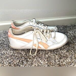 Reebok Womens Size 9